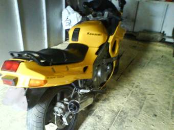 1992 Kawasaki ZZ-R400 Pictures