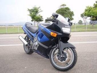1992 Kawasaki ZZ-R400 Pictures