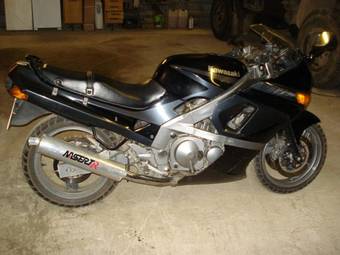 1992 Kawasaki ZZ-R400 Pictures