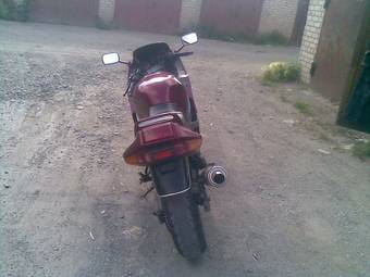 1992 Kawasaki ZZ-R400 Pictures