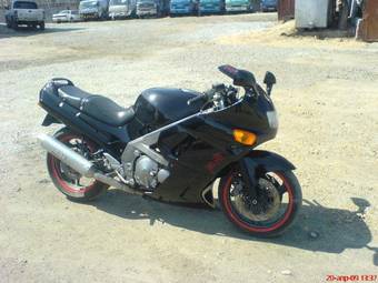 1992 Kawasaki ZZ-R400 Pictures