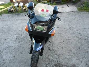 1994 Kawasaki ZZ-R400 Photos