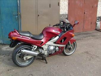 1994 Kawasaki ZZ-R400 Pictures