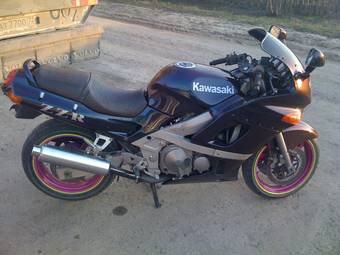 1994 Kawasaki ZZ-R400 Photos