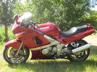 1994 Kawasaki ZZ-R400 Photos