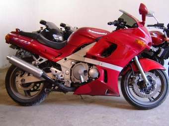 1995 Kawasaki ZZ-R400 Images