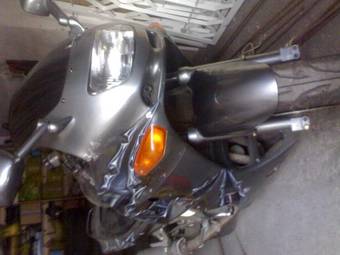 1997 Kawasaki ZZ-R400 Photos