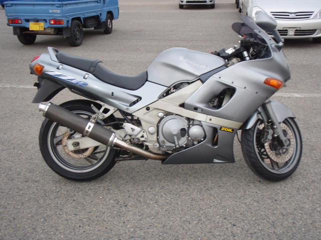 1997 Kawasaki ZZ-R400