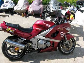 1998 Kawasaki ZZ-R400 Pictures