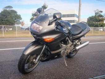 2000 Kawasaki ZZ-R400 Photos
