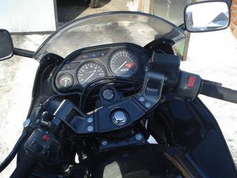 2001 Kawasaki ZZ-R400 Photos