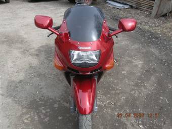 2001 Kawasaki ZZ-R400 Pictures