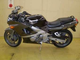 2004 Kawasaki ZZ-R400 Wallpapers