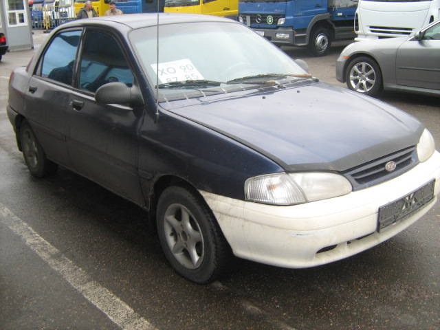 1998 Kia Avella