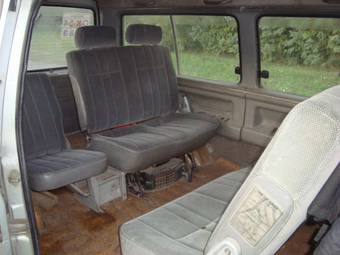 1989 Kia Besta Pictures