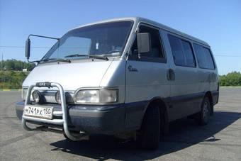 1994 Kia Besta Photos