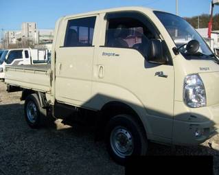 2004 Kia Bongo Pictures
