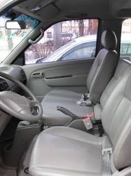 2004 Kia Bongo Images