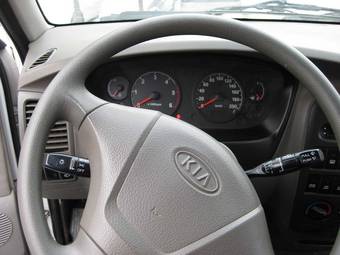 2004 Kia Bongo Pics