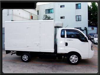 2004 Kia Bongo Pics