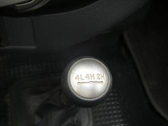2004 Kia Bongo Pictures