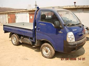 2004 Kia Bongo Pictures