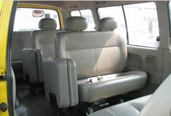 2004 Kia Bongo Photos