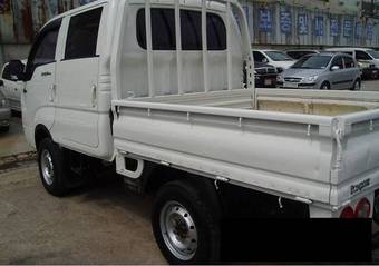 2004 Kia Bongo Photos