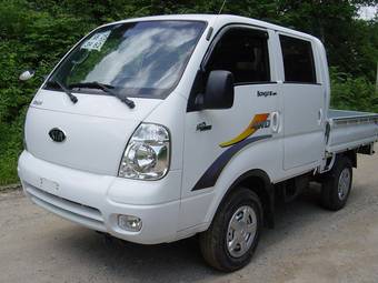 2004 Kia Bongo Pics