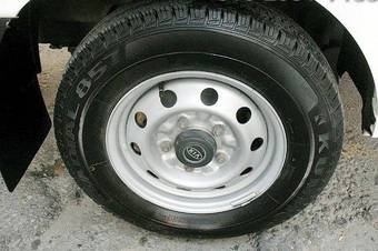 2005 Kia Bongo Pictures