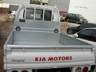 2005 Kia Bongo Pictures