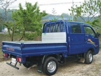 2005 Kia Bongo Photos