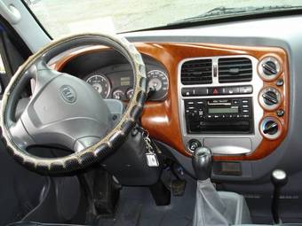 2005 Kia Bongo Pictures