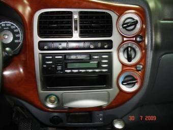 2005 Kia Bongo Photos