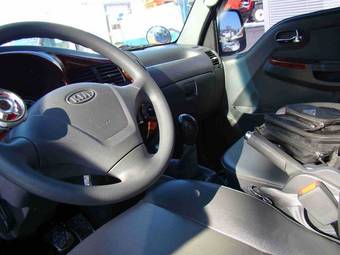 2009 Kia Bongo Pictures