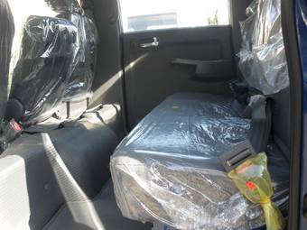 2010 Kia Bongo Pics
