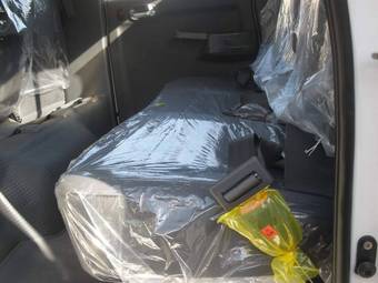 2010 Kia Bongo Pictures