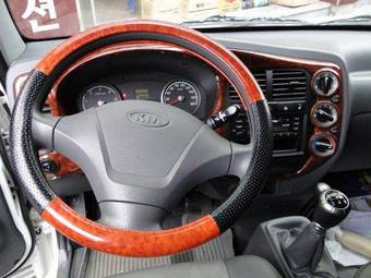 2010 Kia Bongo Pictures