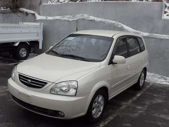 2002 Kia Carens