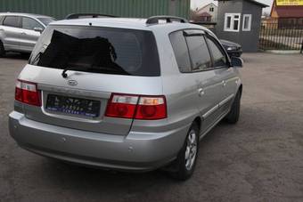 2004 Kia Carens Pictures