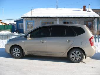 2008 Kia Carens Images