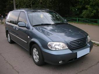 2002 Kia Carnival Pictures