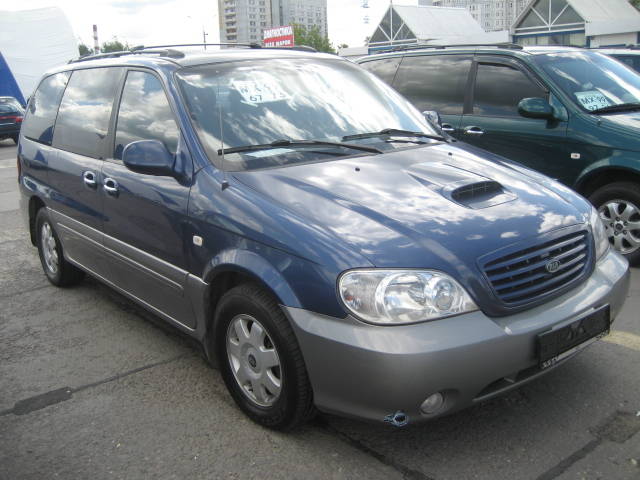 2003 Kia Carnival