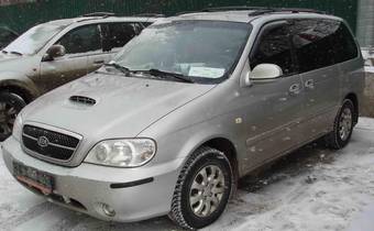 2004 Kia Carnival Pics