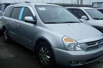 2010 Kia Carnival Photos