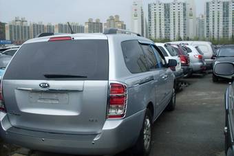 2010 Kia Carnival For Sale