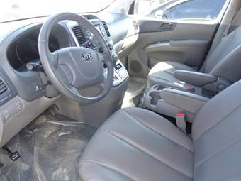 2010 Kia Carnival For Sale