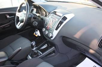 2010 Kia Ceed Photos