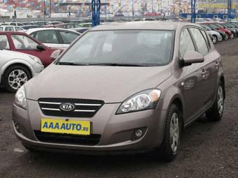 2010 Kia Ceed Photos