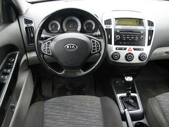 2010 Kia Ceed Pics